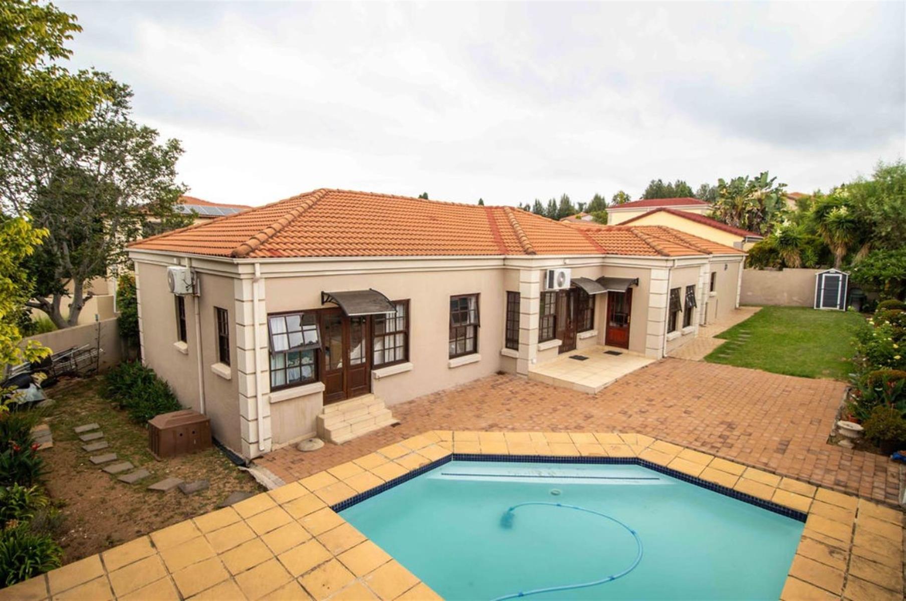 House For Sale in Kyalami, Midrand