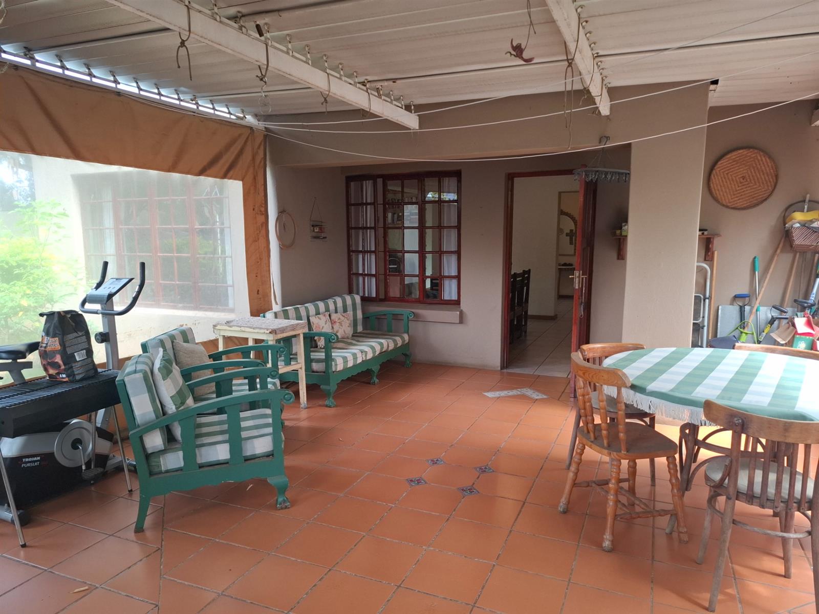3 Bedroom Duplex For Sale in Florida Park, Roodepoort