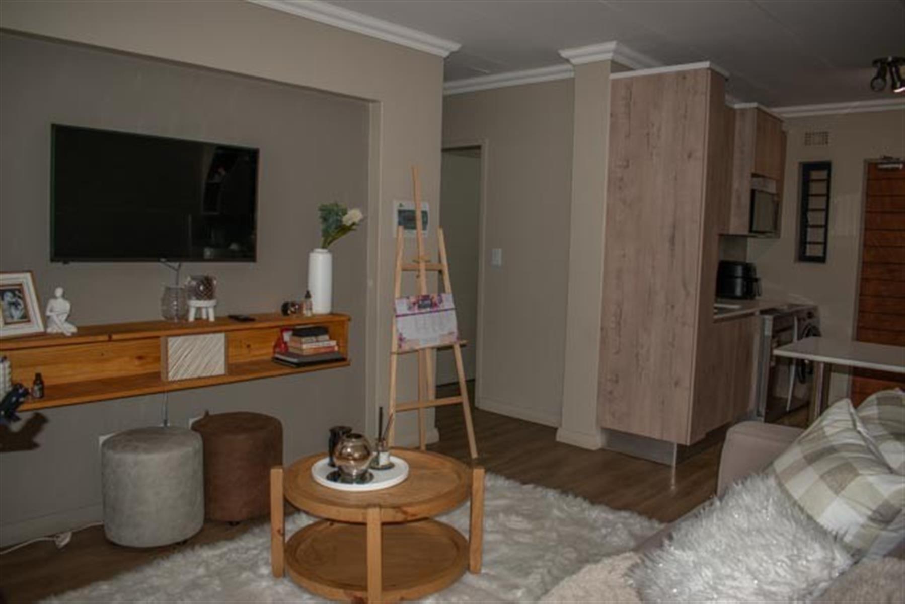 2 Bedroom Family Apartment in Roodepark Eco Estate | Secure Wildlife Living