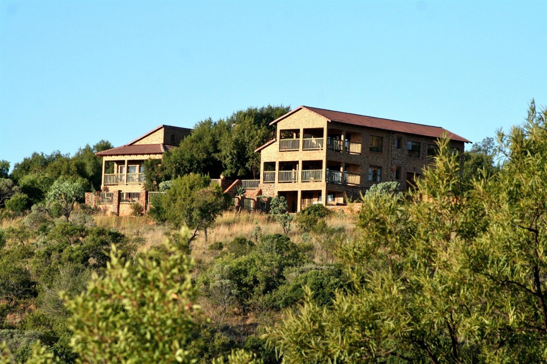 PRIVATE WILDLIFE ESTATE LIVING