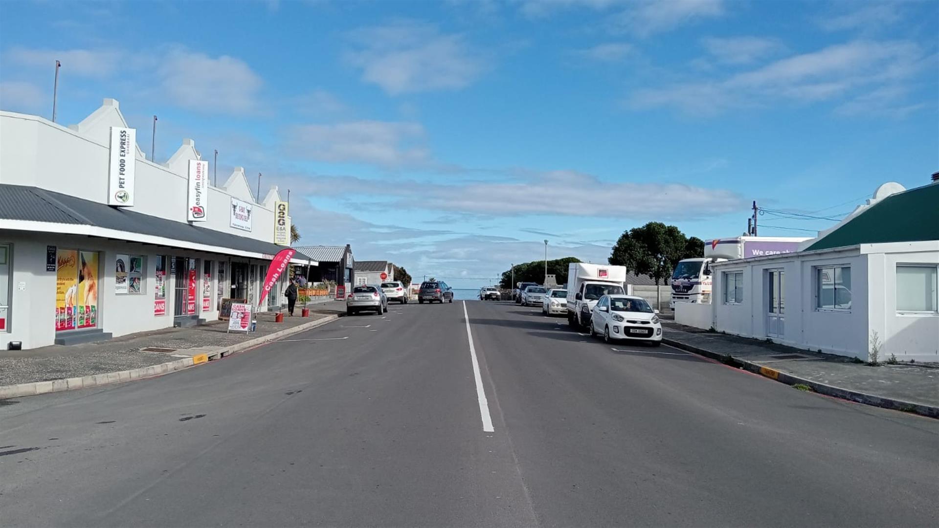 Gansbaai Gold Standard in Lock-Up and Go Investment Living