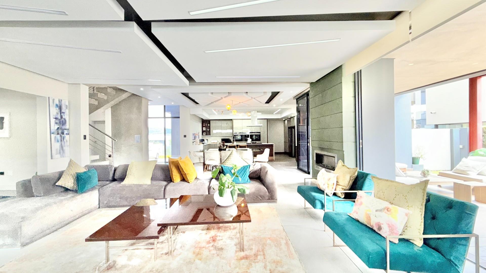 Architectural Contemporary Masterpiece with Breathtaking Estate Views