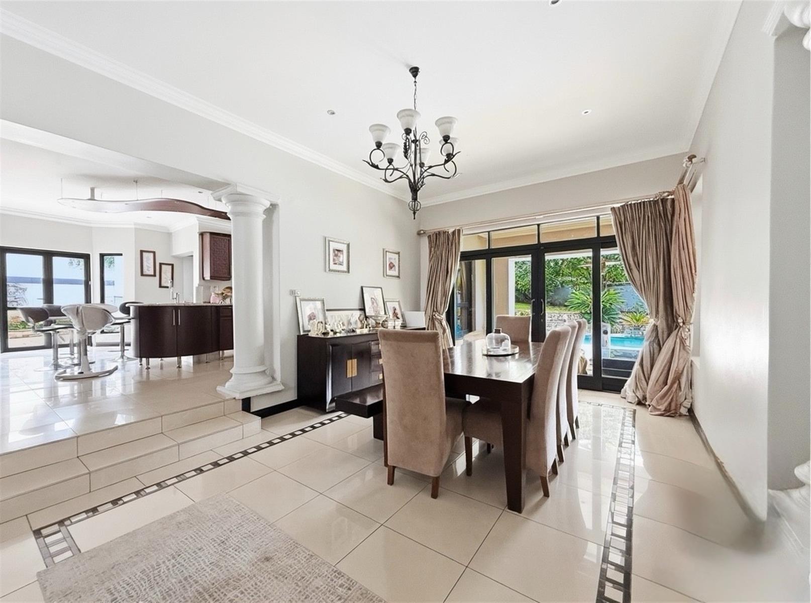 Spacious Luxury Family Home in Dainfern Valley Estate