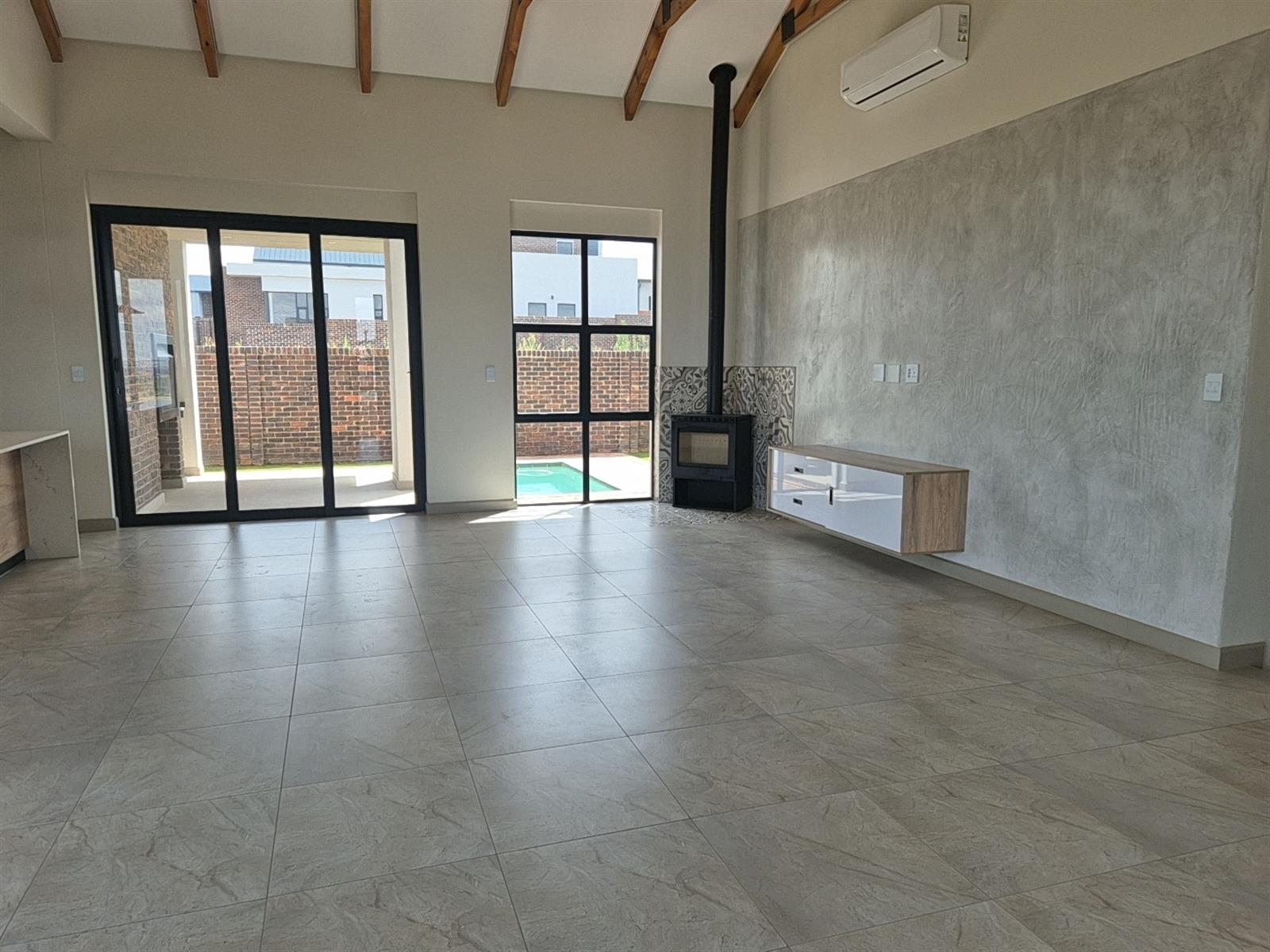 Luxurious 3-Bedroom Double-Storey Eco Home - Helderzicht Eco Estate, Potchefstroom