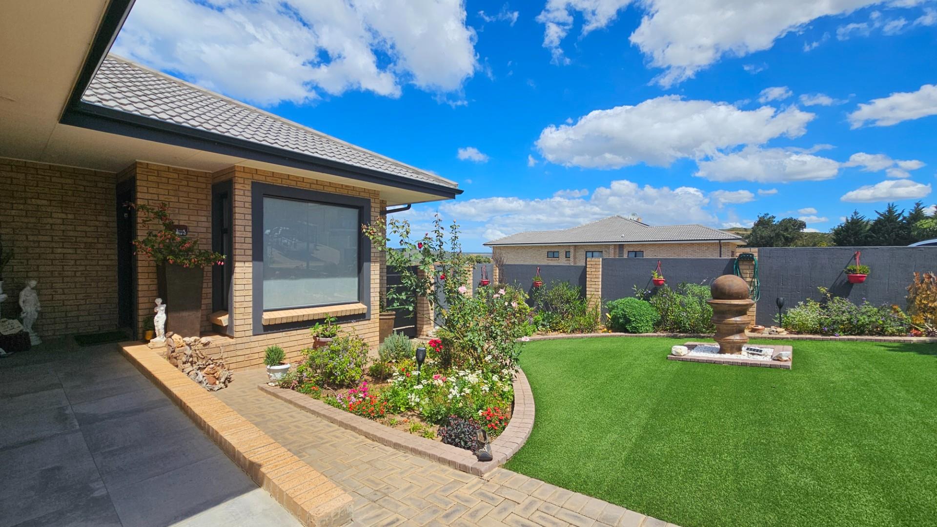 House For Sale in Hartenbos