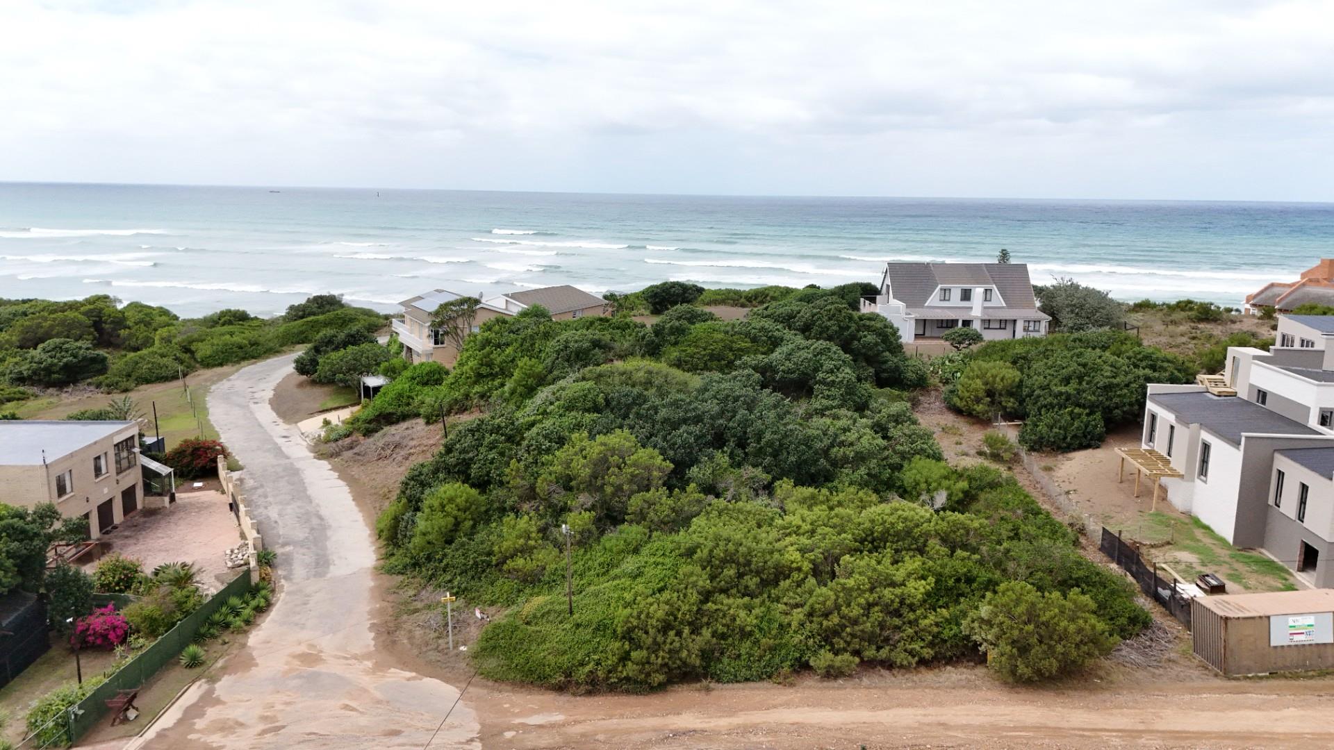 Vacant Land for sale in Paradise Beach, Jeffreys Bay, 688 m²