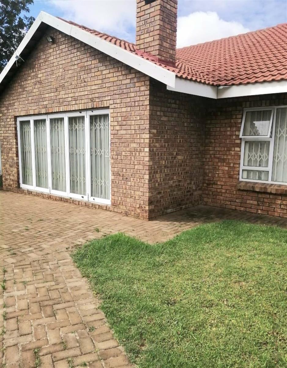 House For Sale in Reyno Ridge, Witbank