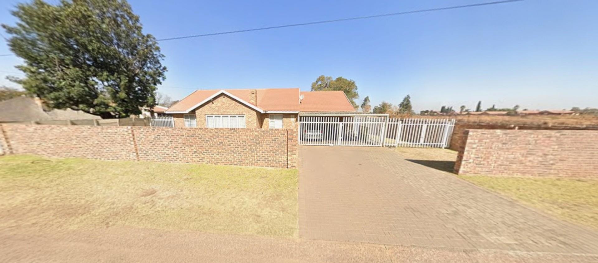 House For Sale in Reyno Ridge, Witbank