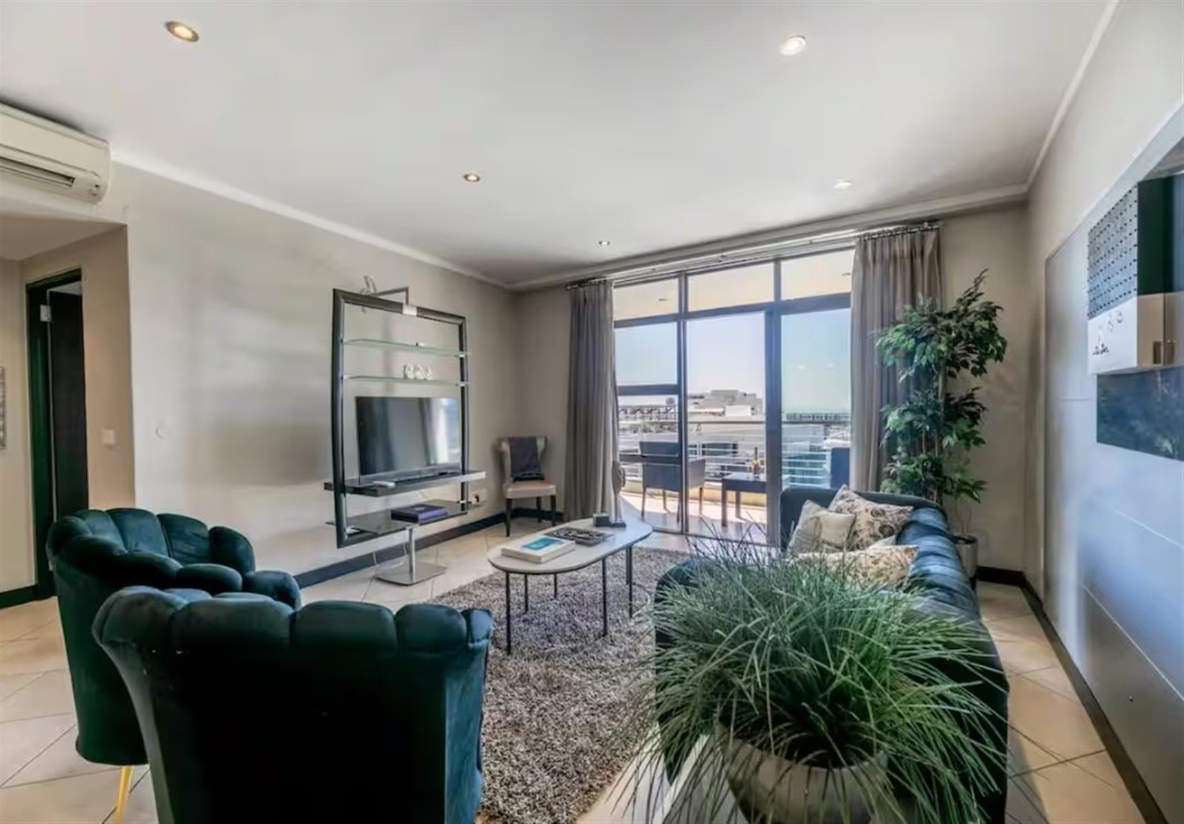 Fully Furnished 2 Bedroom Apartment  with City Views