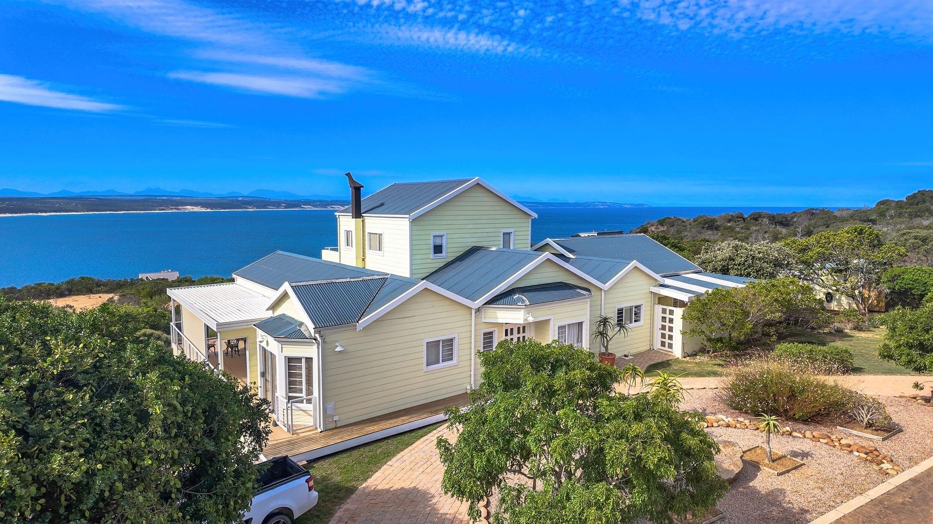 A Coastal Sanctuary of Elegance in Karmosyn, Vleesbaai