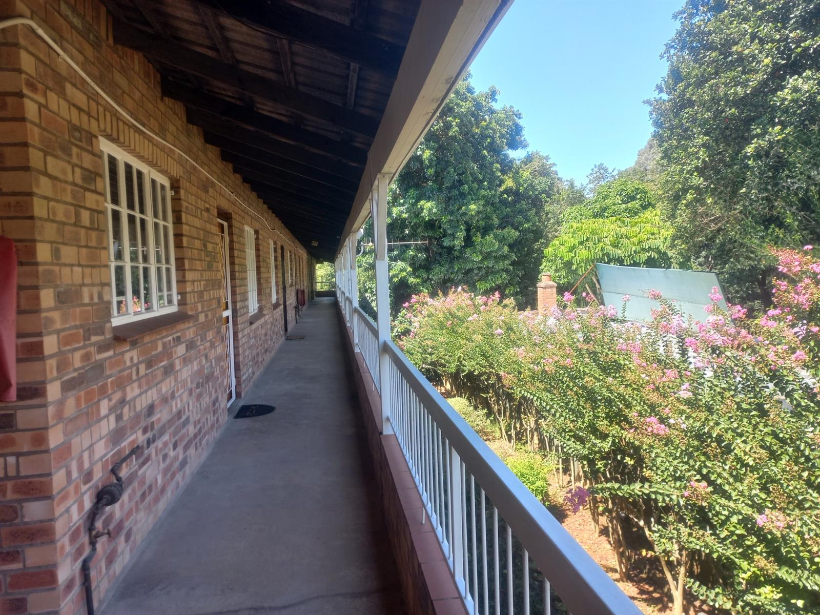 Apartment for sale in Clarendon, Pietermaritzburg, KwaZulu Natal, 31 (3rd floor), ALL SAINTS COURTS, 53 ROBERTS ROAD, Clarendon, Pietermaritzburg, KwaZulu Natal, 72 m²