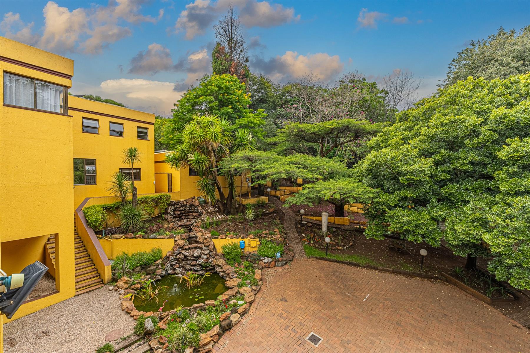 Spacious home for multi-generational living, entertainment and work-from-home lifestyles.