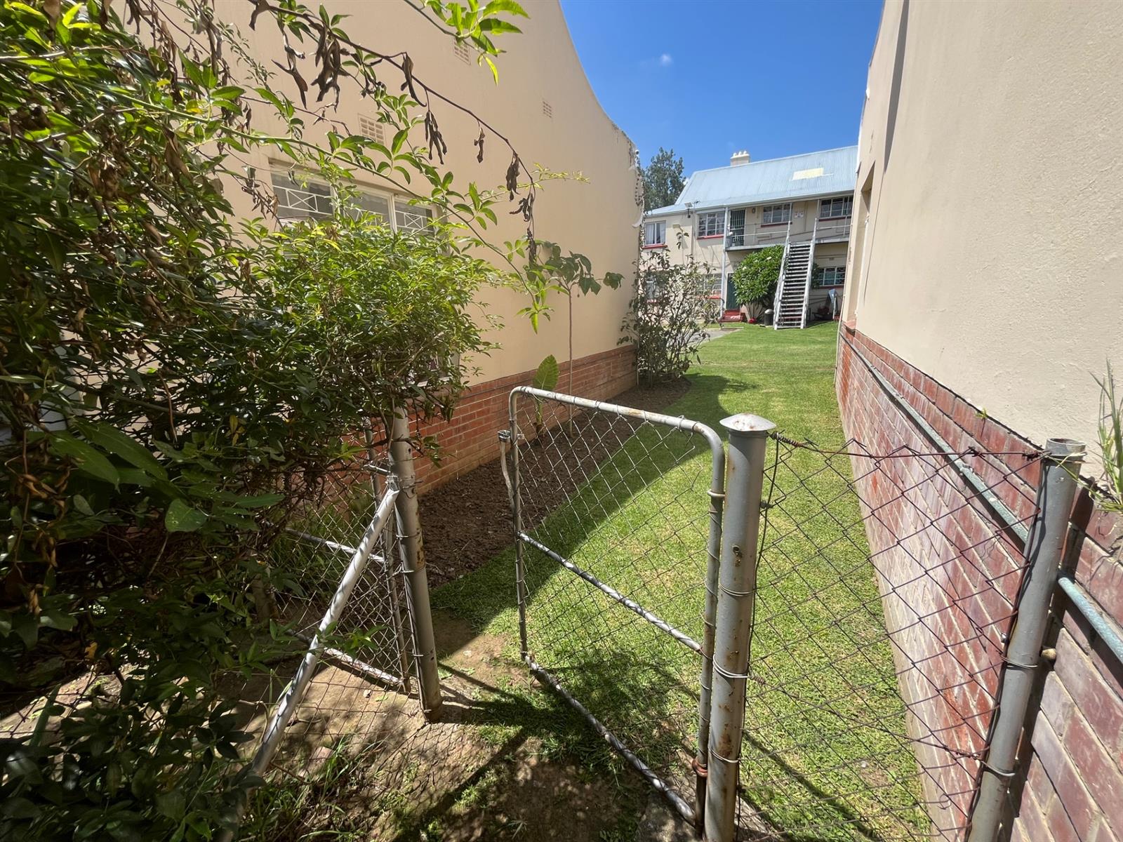 Townhouse For Sale in Dundee, KwaZulu Natal