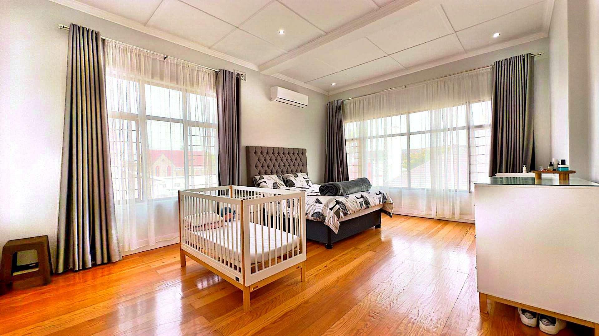 Apartment For Sale in Musgrave, Durban, KwaZulu Natal