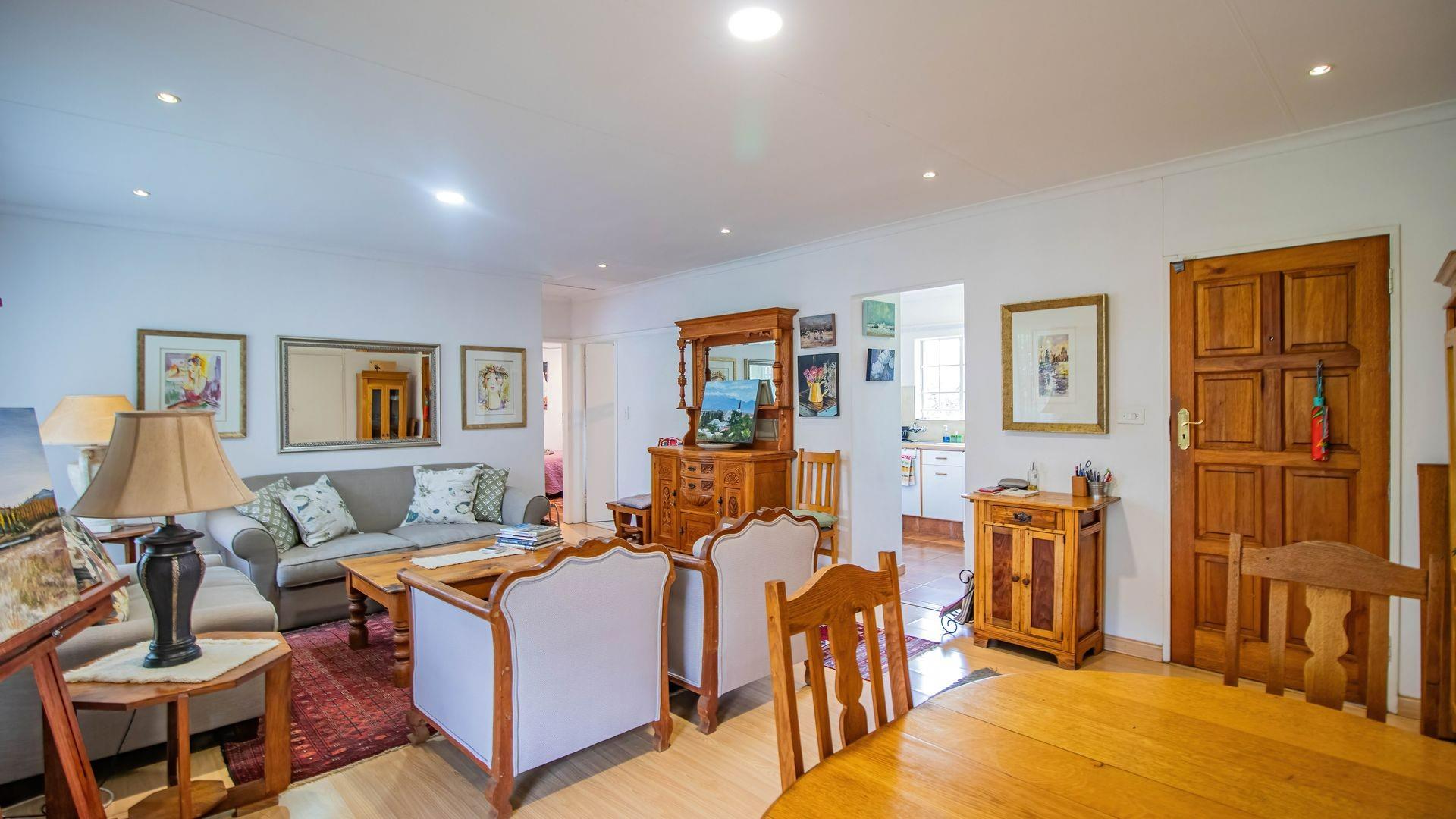 La Montagne Living: Where Convenience Meets Comfort in Style