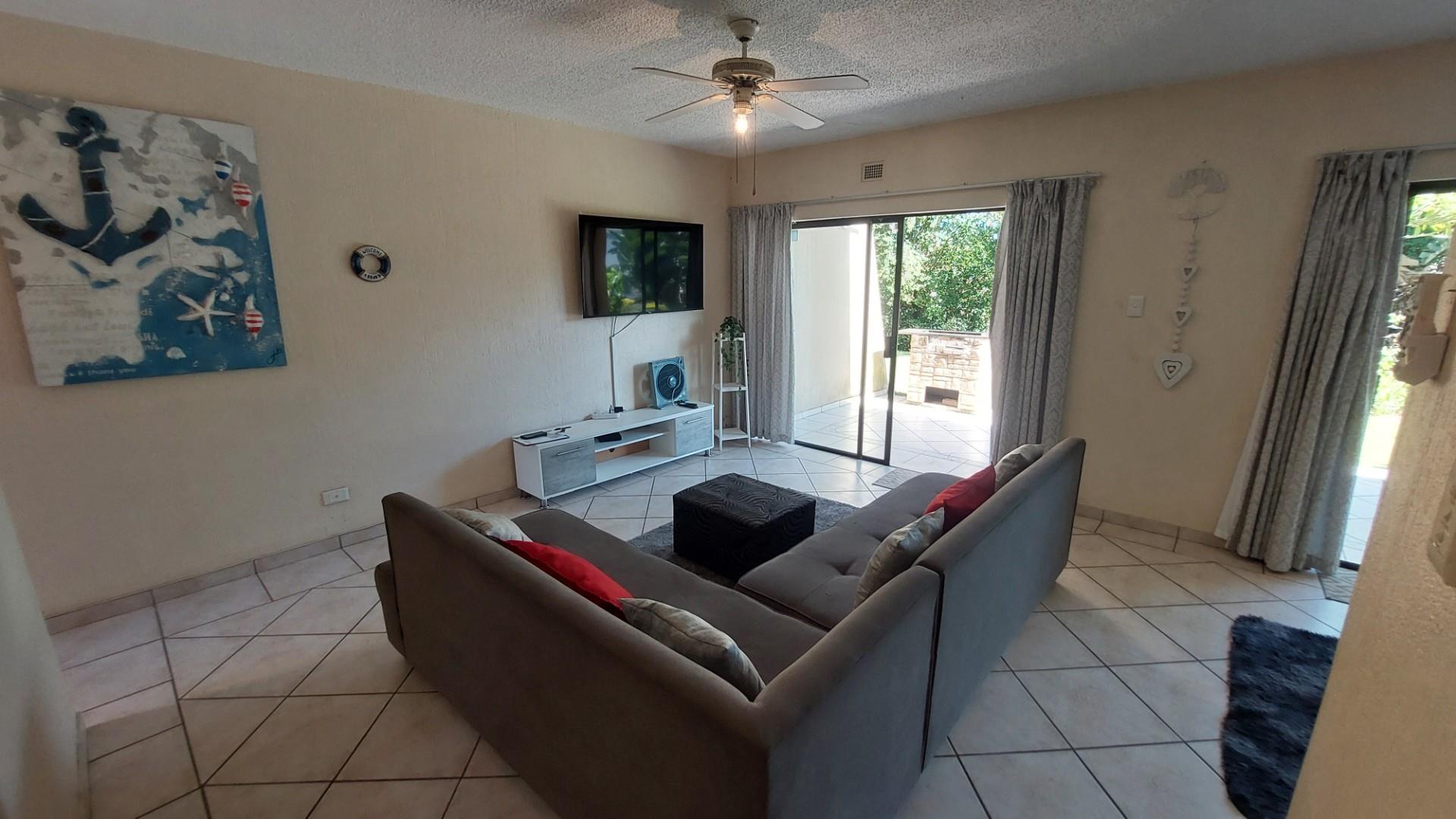 Duplex Apartment For Sale in Shelly Beach, KwaZulu Natal