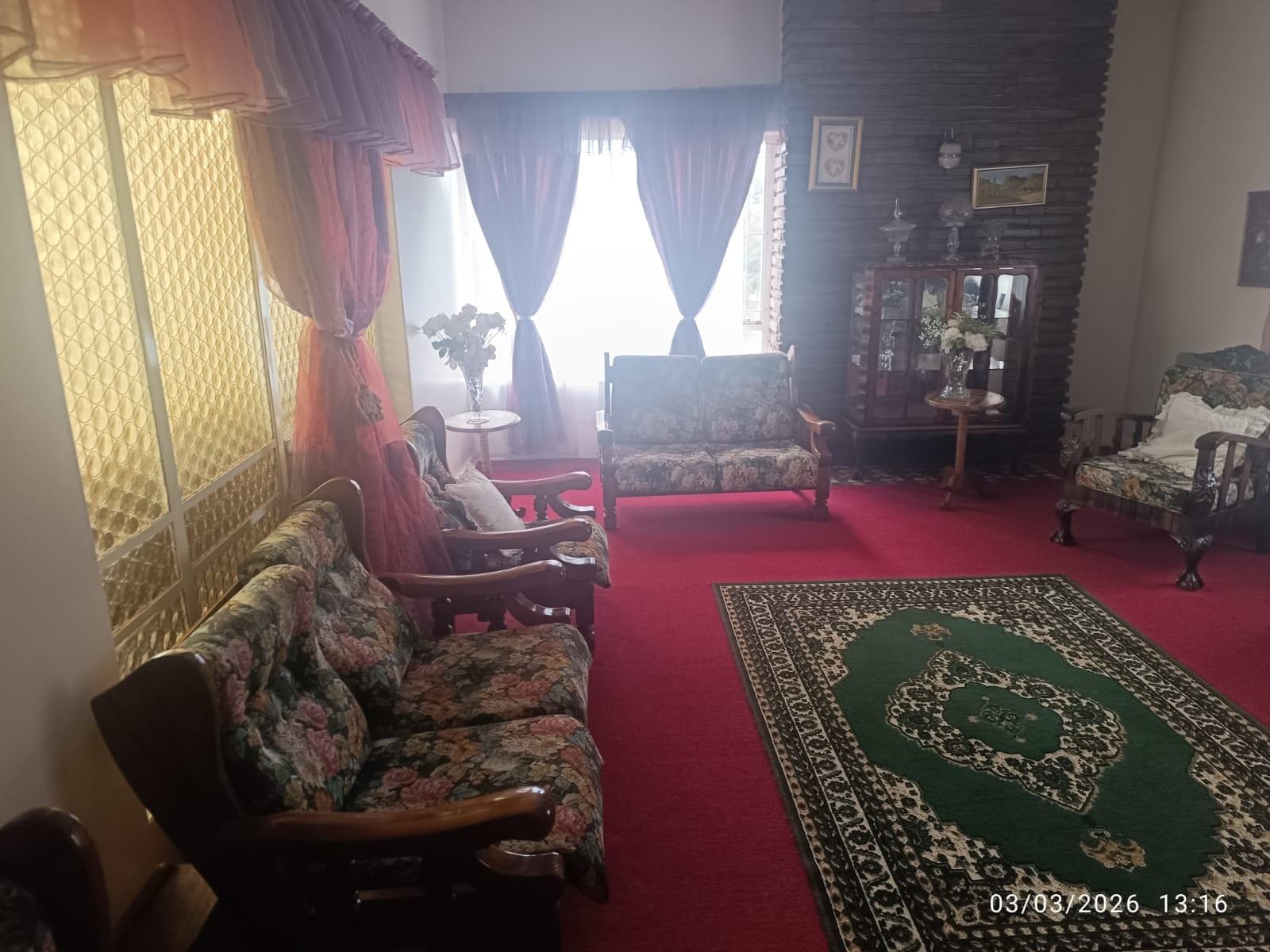 House with Flatlet For Sale in Freemanville Klerksdorp North West