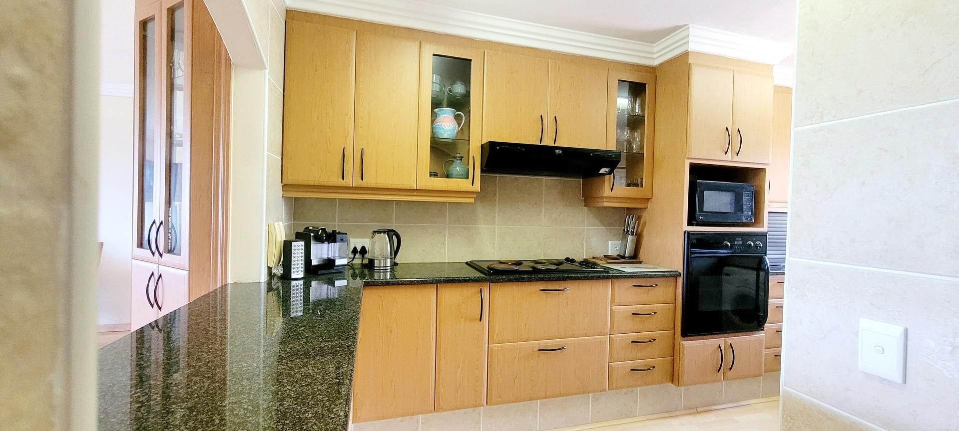 Apartment For Sale in Shelly Beach, Margate, KwaZulu Natal
