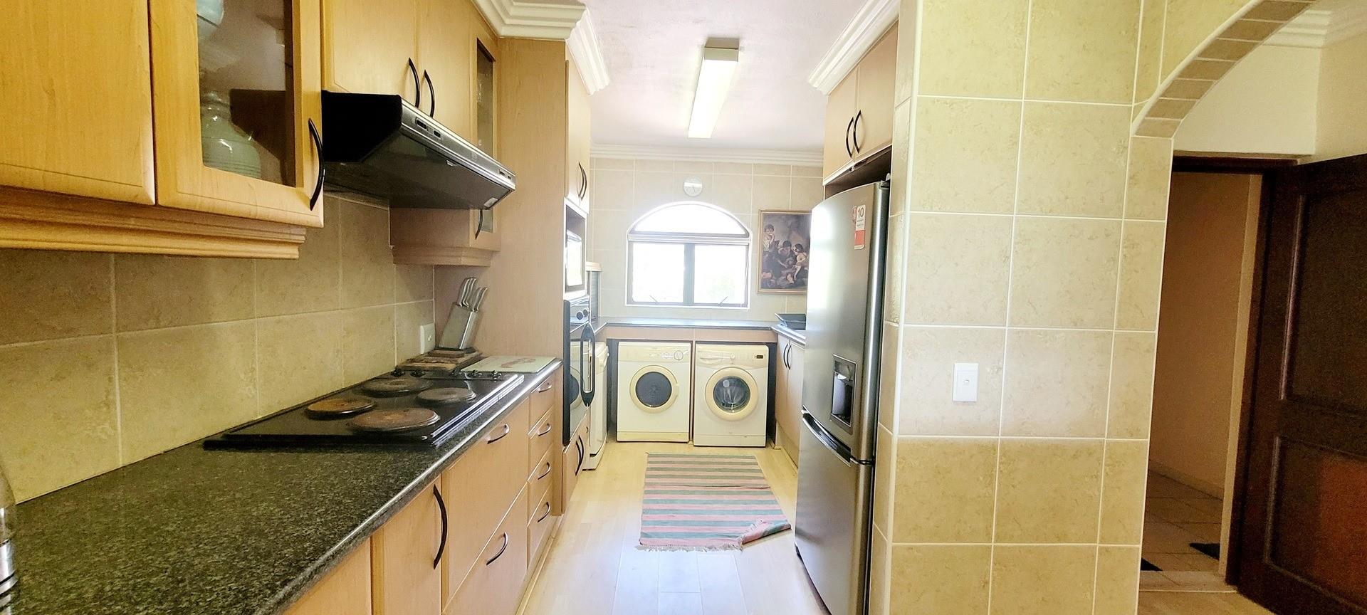 Apartment For Sale in Shelly Beach, Margate, KwaZulu Natal