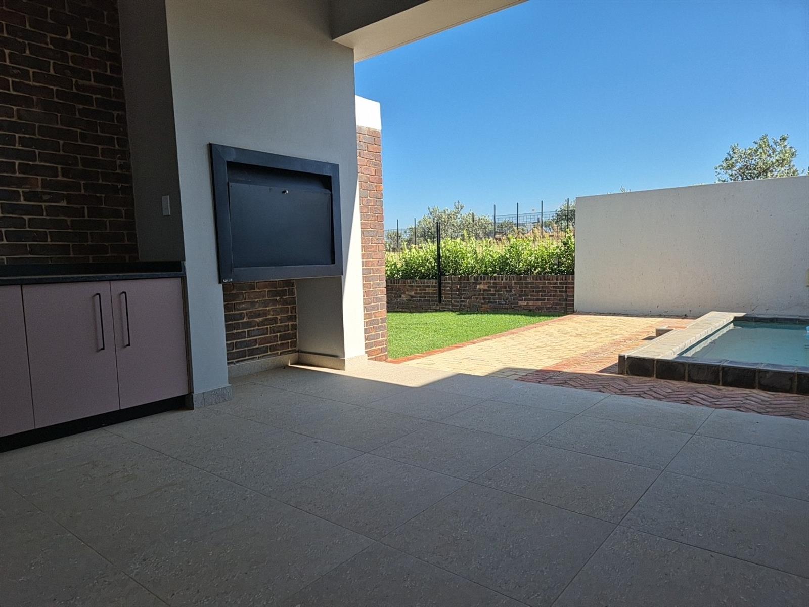 Modern 3-Bedroom Eco Home for Sale in Helderzicht Eco Estate, Potchefstroom