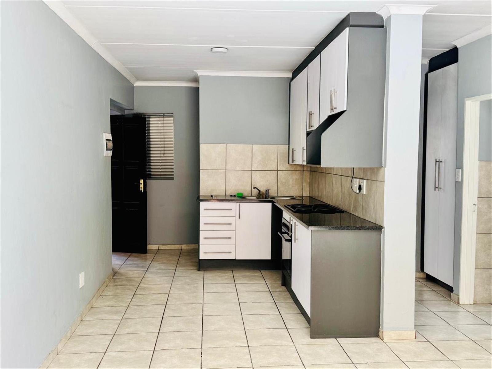 Townhouse for rent in Rynfield AH, Benoni