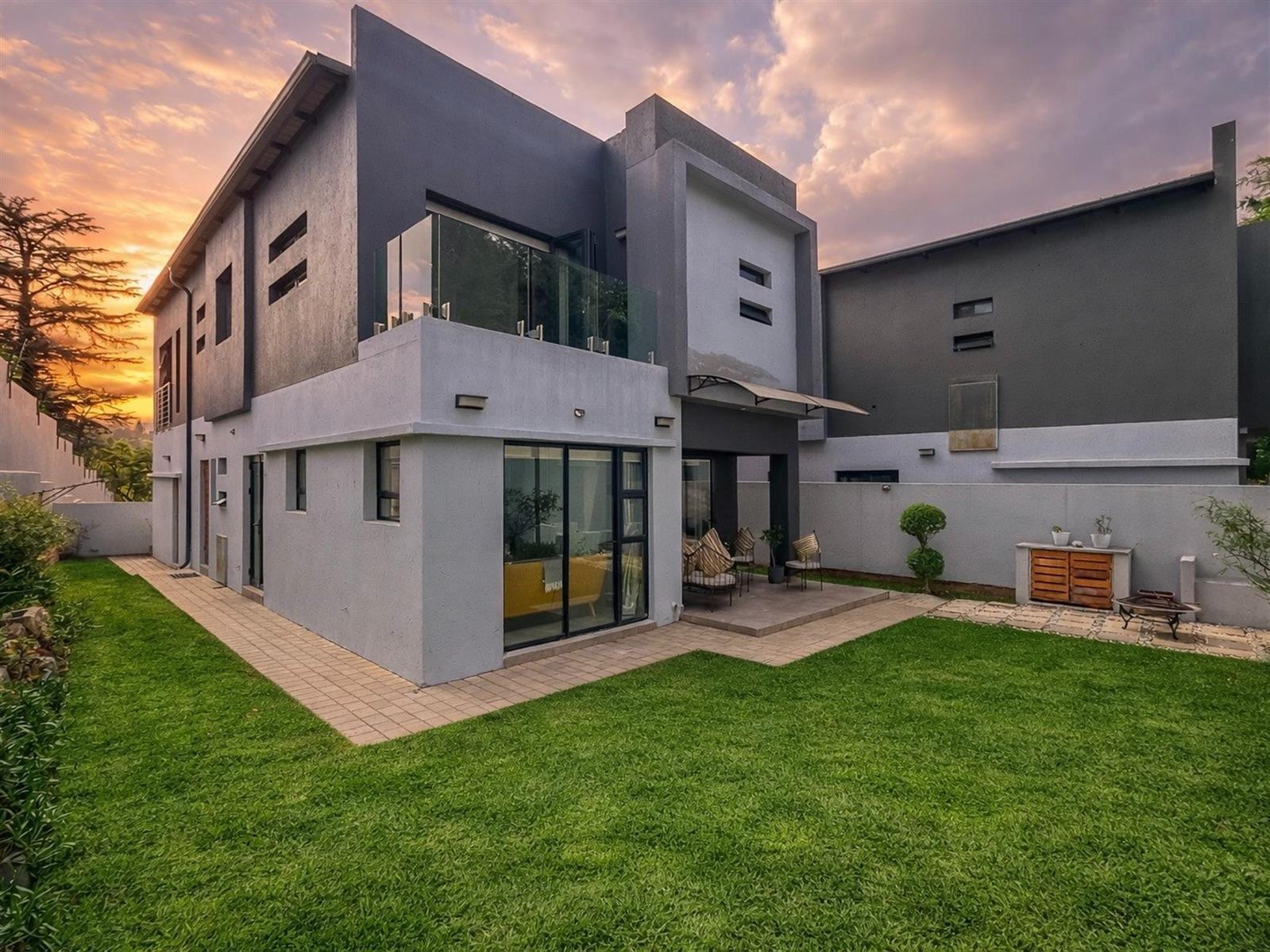 Modern Elegance: A 3-Bedroom Sanctuary Designed for Refined Living