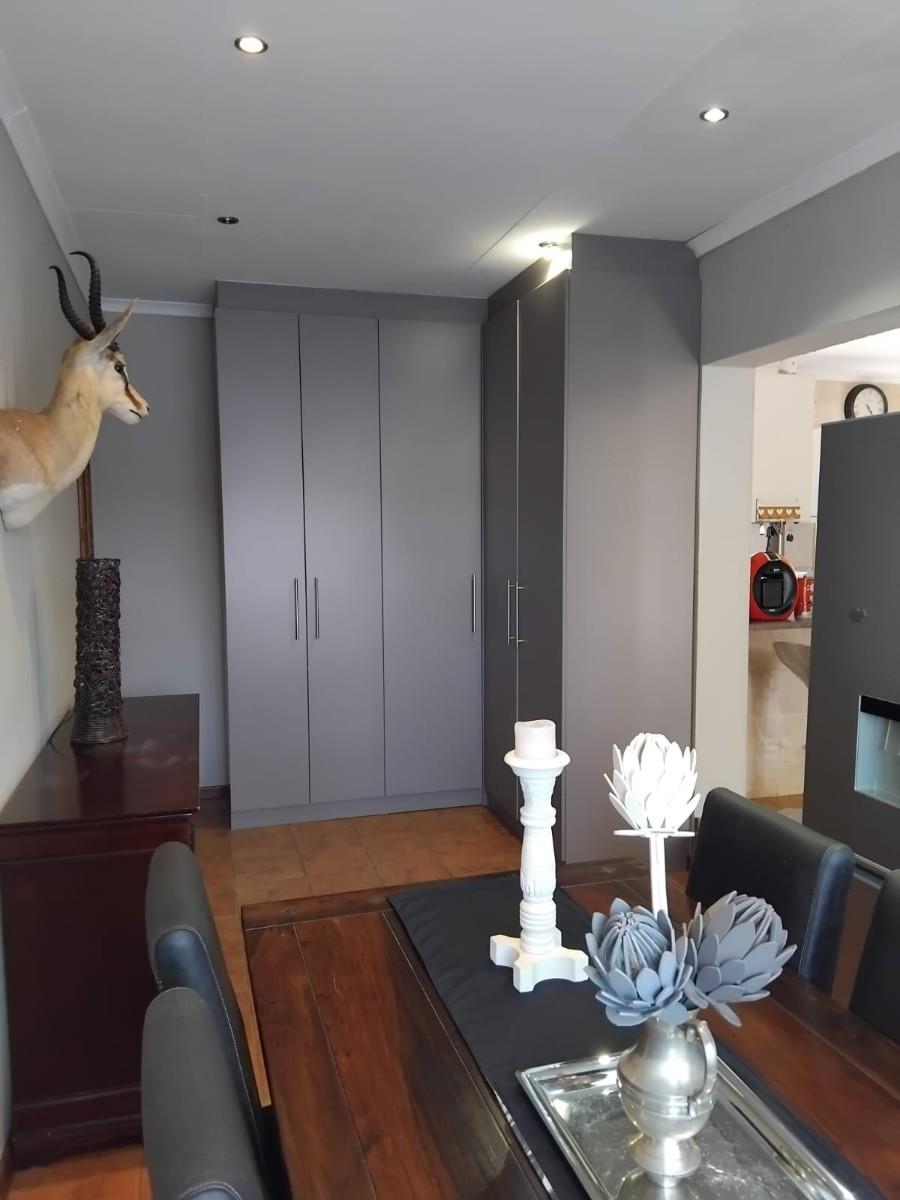 Townhouse For Sale in Homes Haven, Featherbrooke Ext 8. PRICED TO SELL!!!
