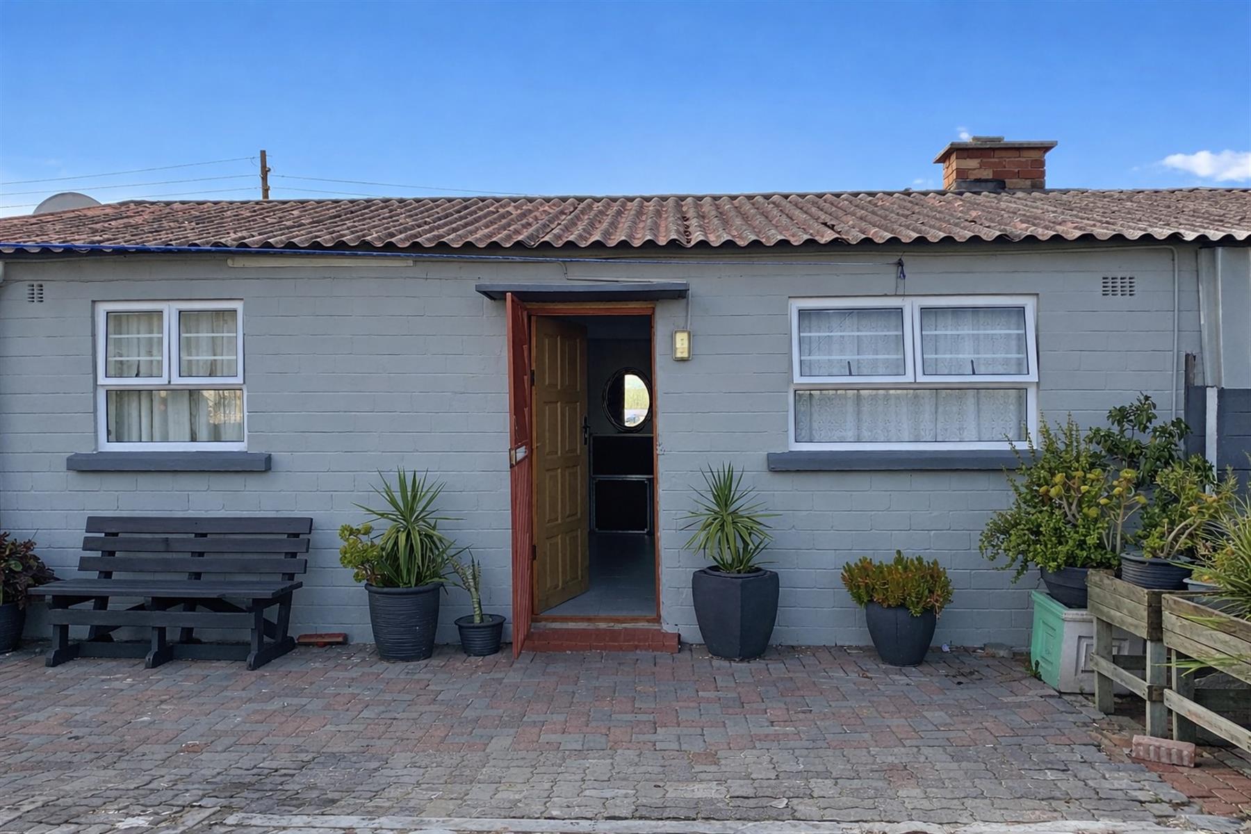 Two Bedroom Home SOLD with Separate Two Bedroom Flatlet in Steenberg