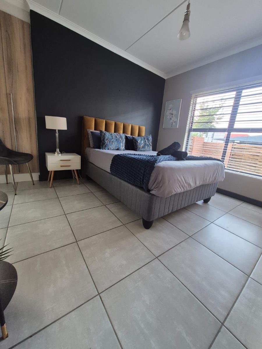 spacious unit is available to rent in The Blyde Estate