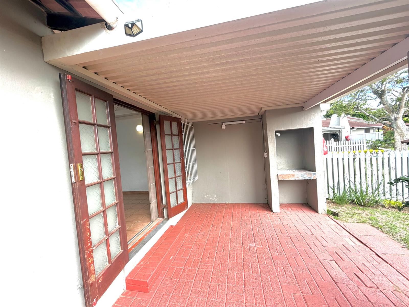 Townhouse For Sale in Port Edward, KwaZulu Natal