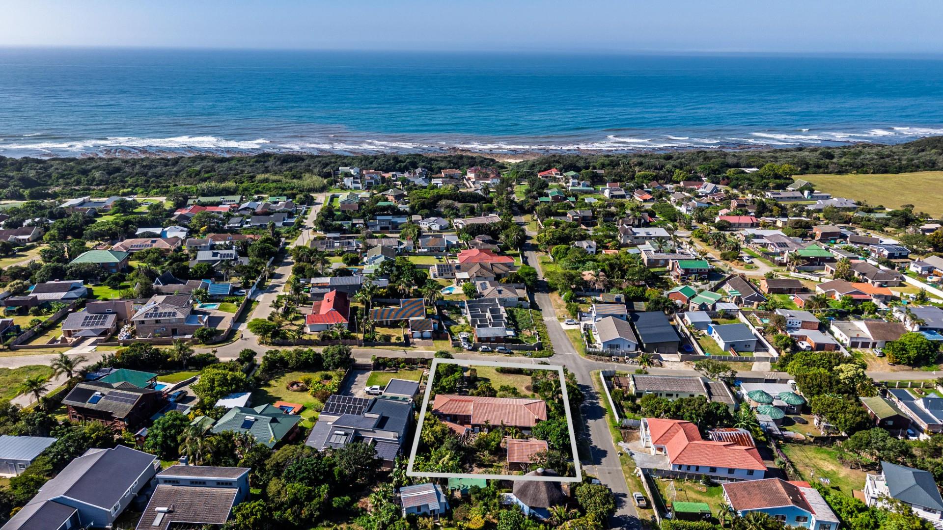 Family Home with Sea Views and Large erf!!!!
