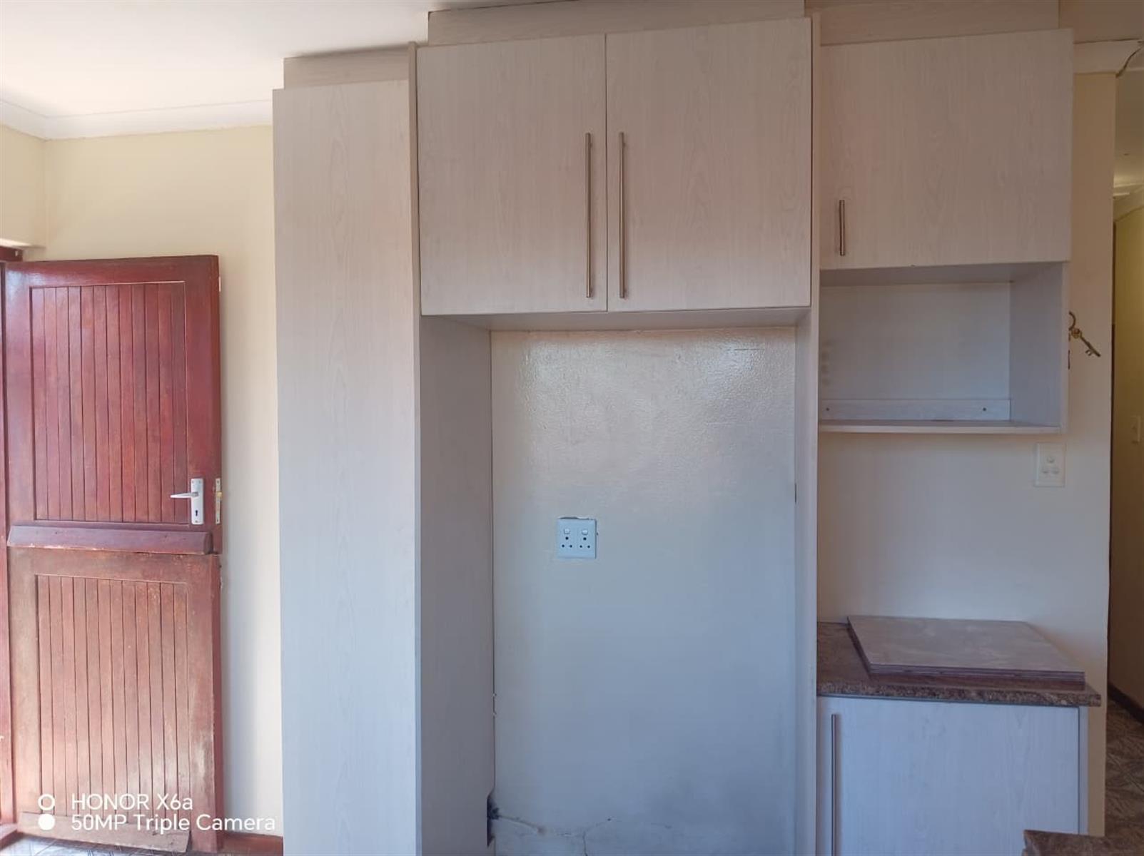 House For Sale in Kwadwesi, Port Elizabeth