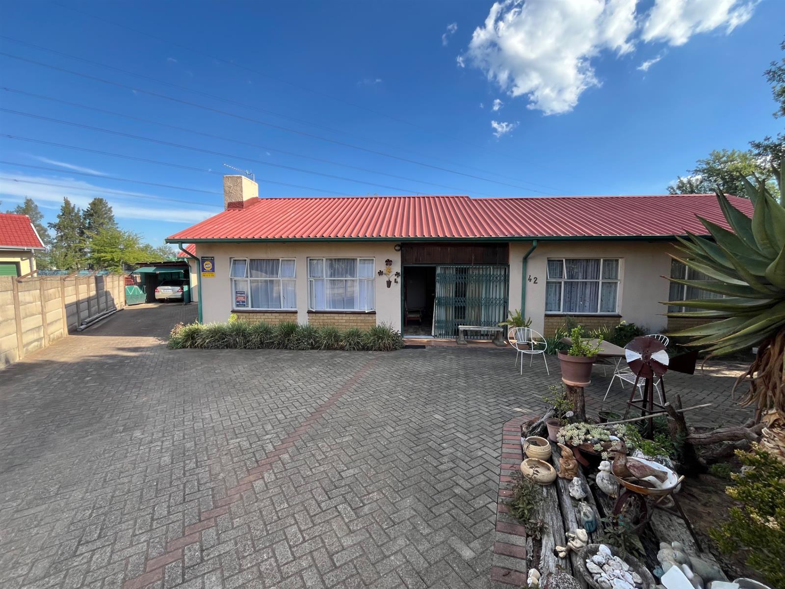House for sale in Newcastle Central, Newcastle, KwaZulu Natal