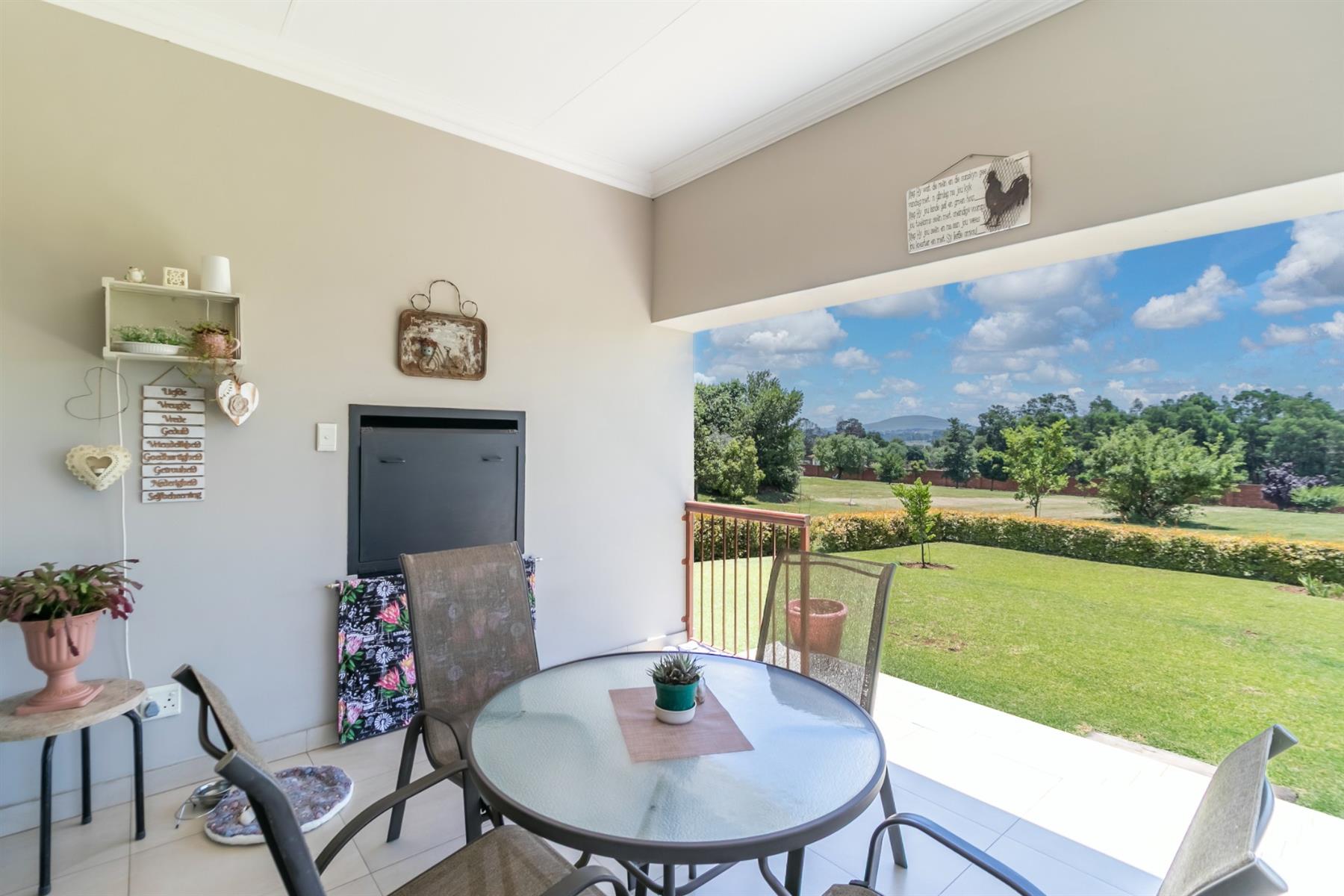Charming 2-Bedroom Home with Fireplace and Entertainment Patio