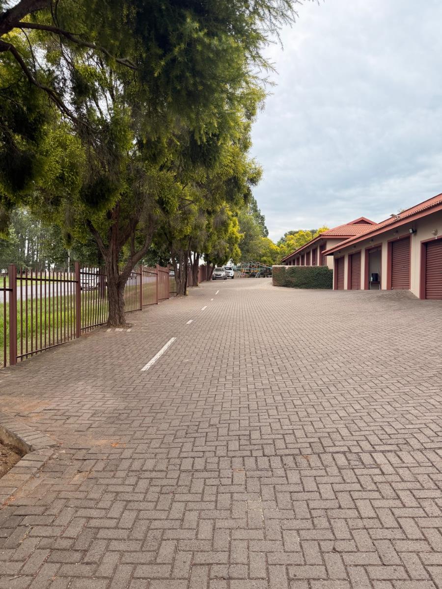 Apartment For Sale in Pioneer Park, Newcastle, KwaZulu Natal