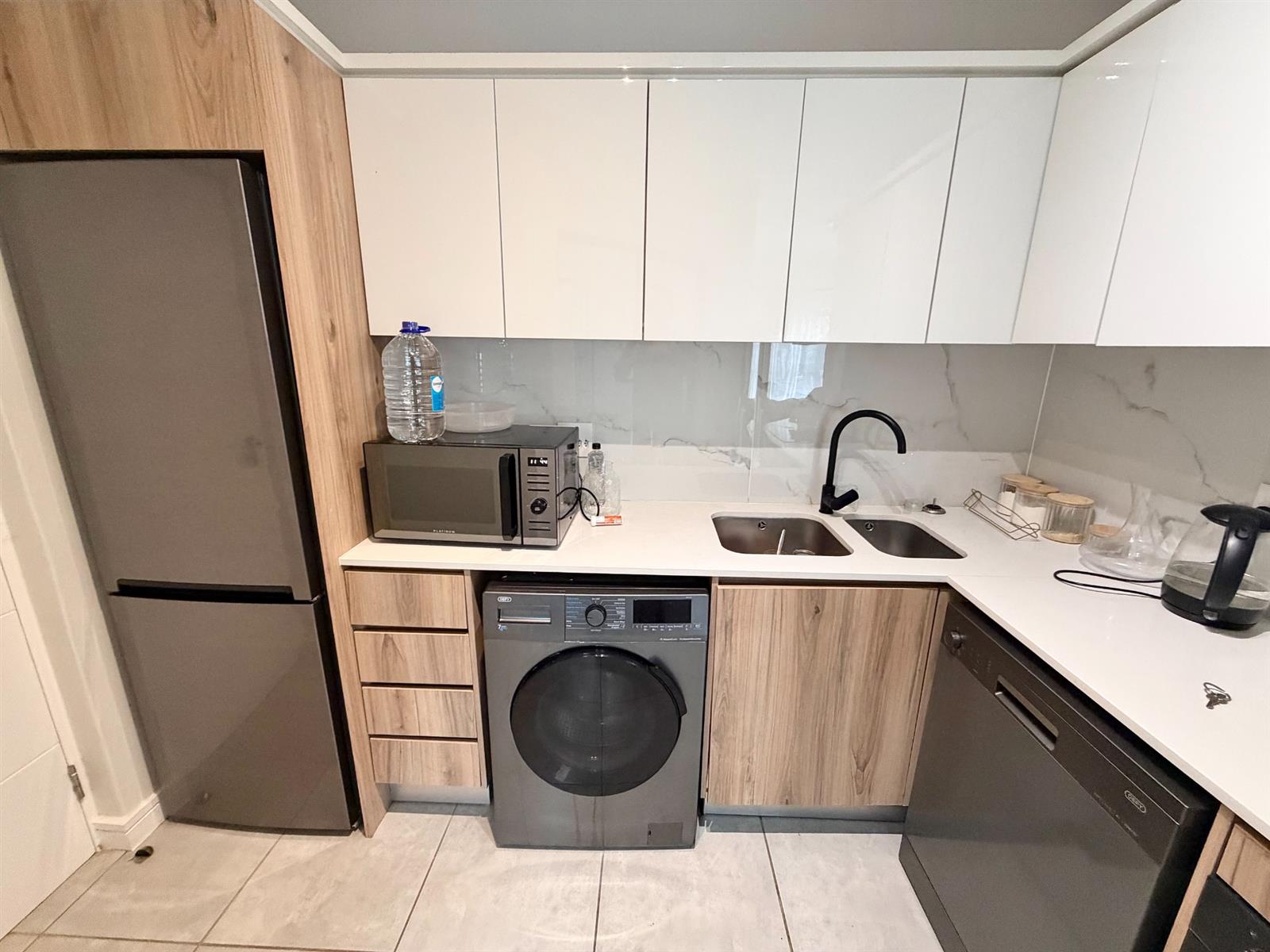 Modern 1 Bedroom, 1 Bathroom First Floor Apartment with Small Balcony