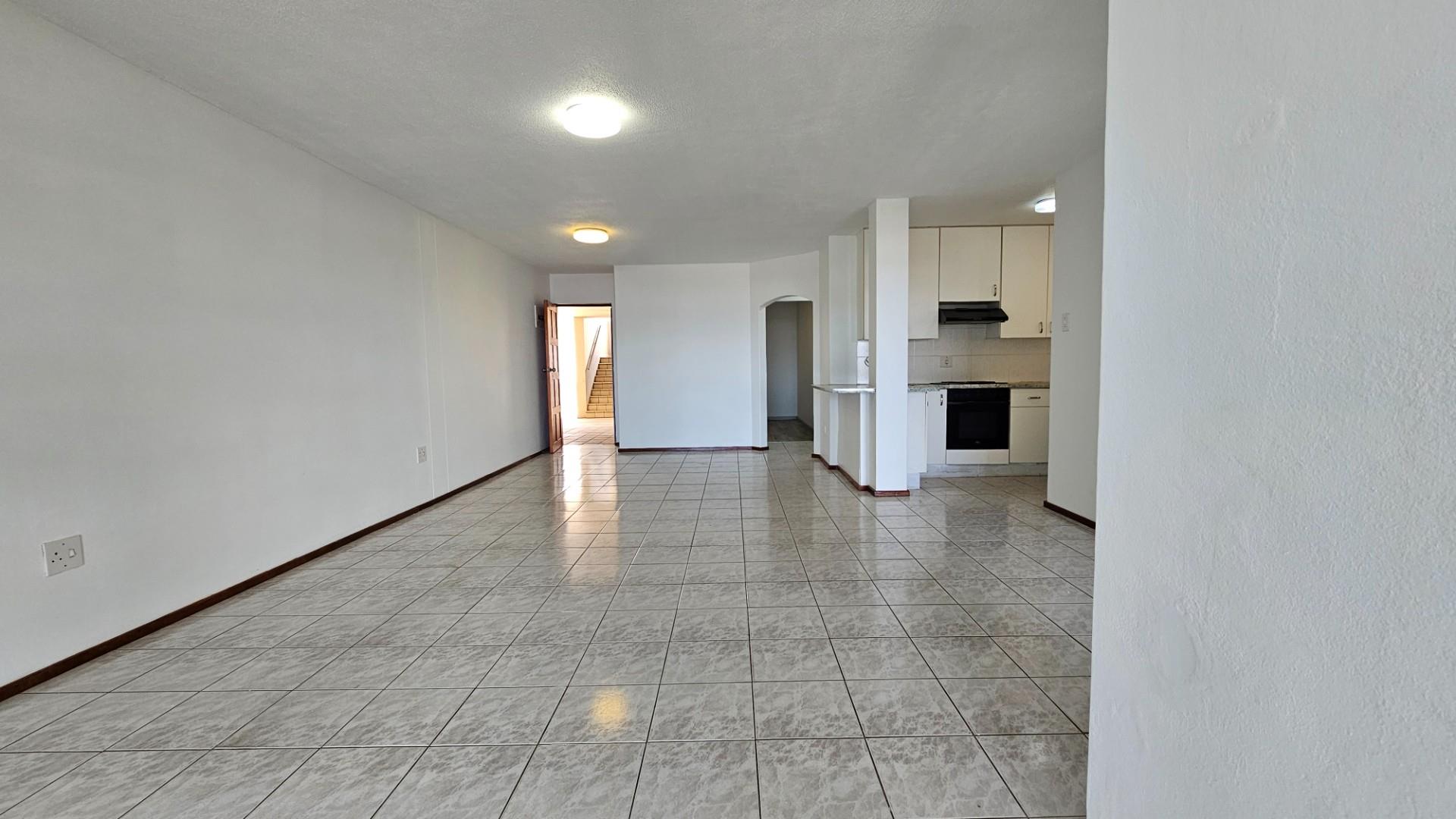 Stylish Three Bedroom Ground Floor Apartment in a Pet Friendly Complex with Sea Views