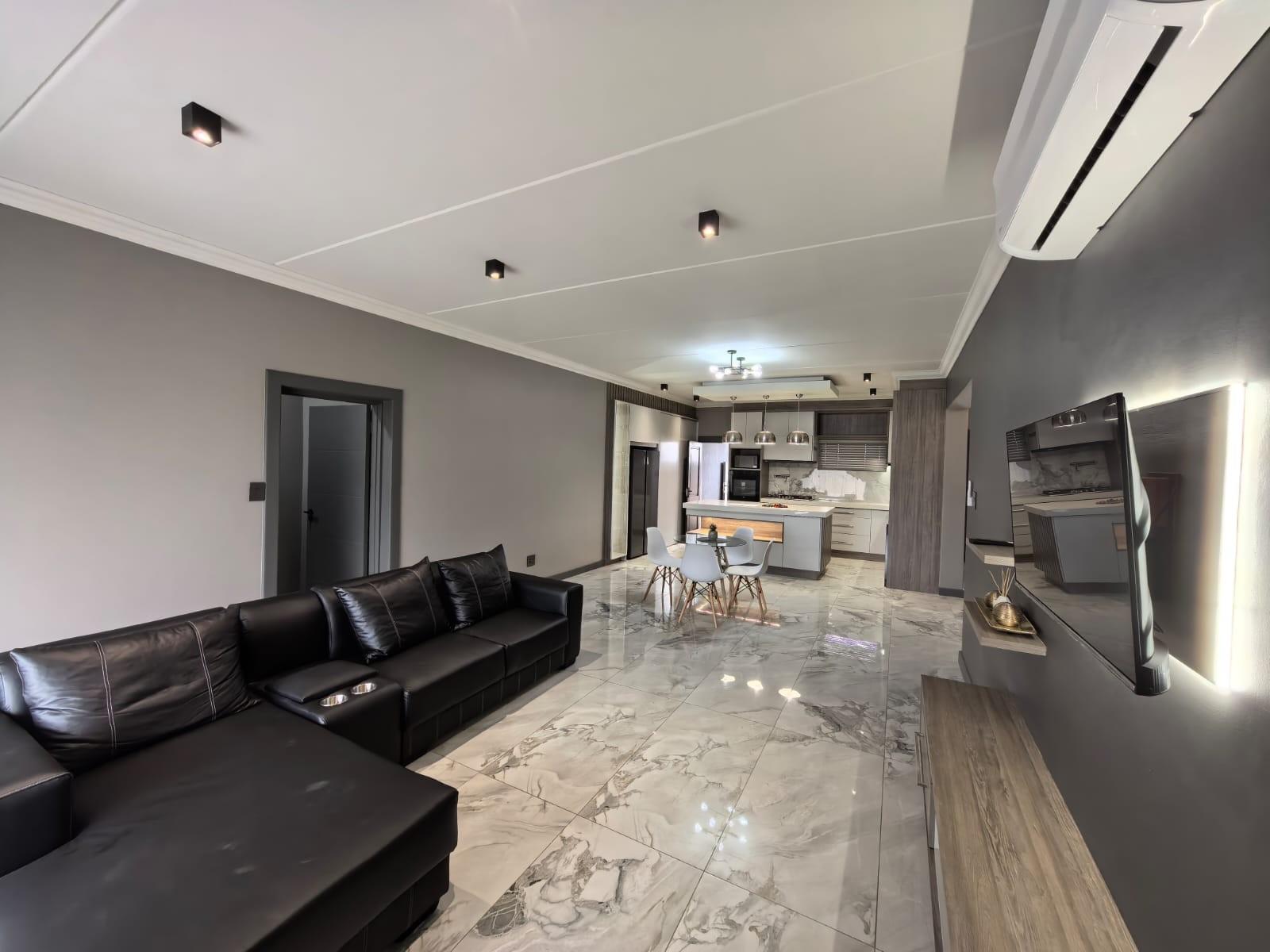 Turn-Key Luxury: Your Sophisticated Sanctuary Steps away from Gariep Hospital