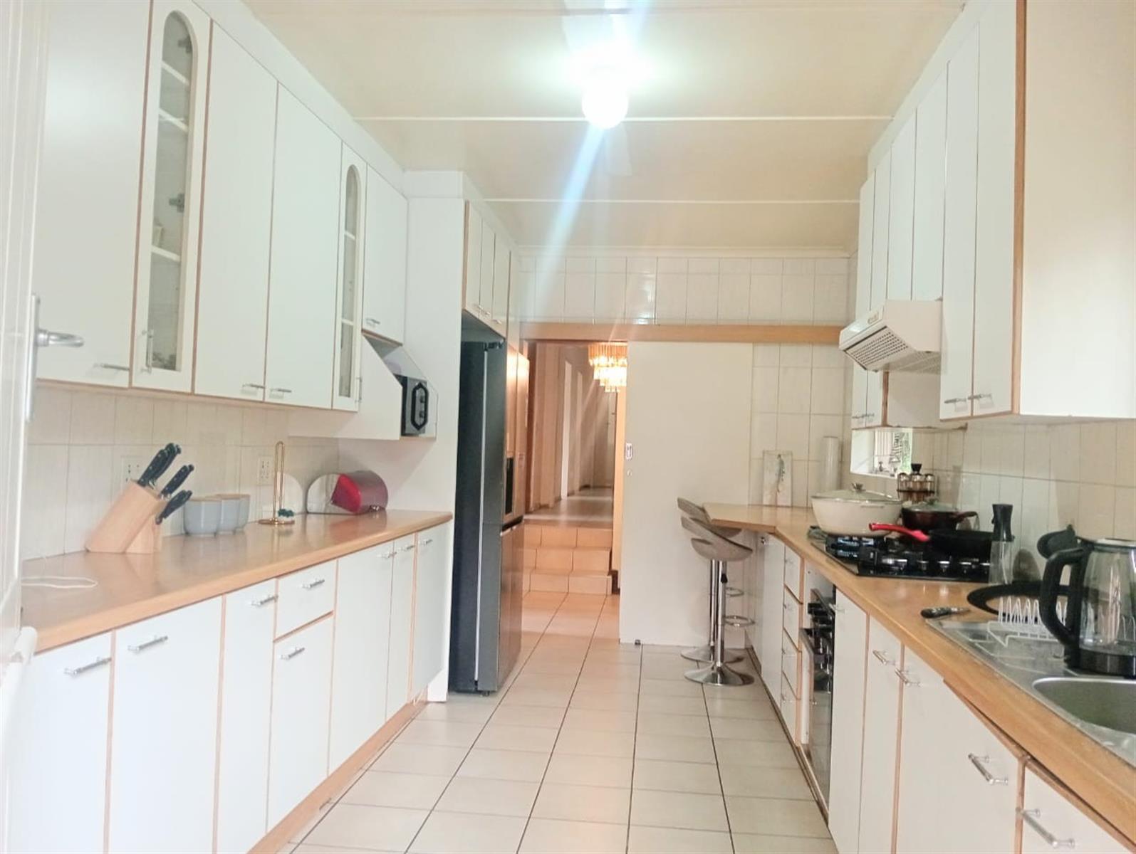 4 Bedroom House For Sale in Windsor East, Randburg