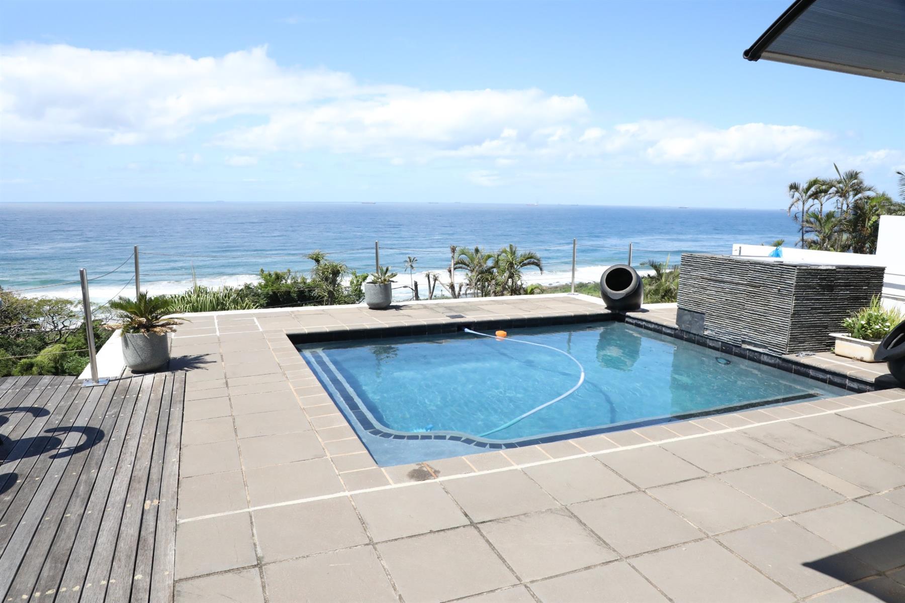House for sale in Desainagar, KwaZulu Natal, 1020 m²