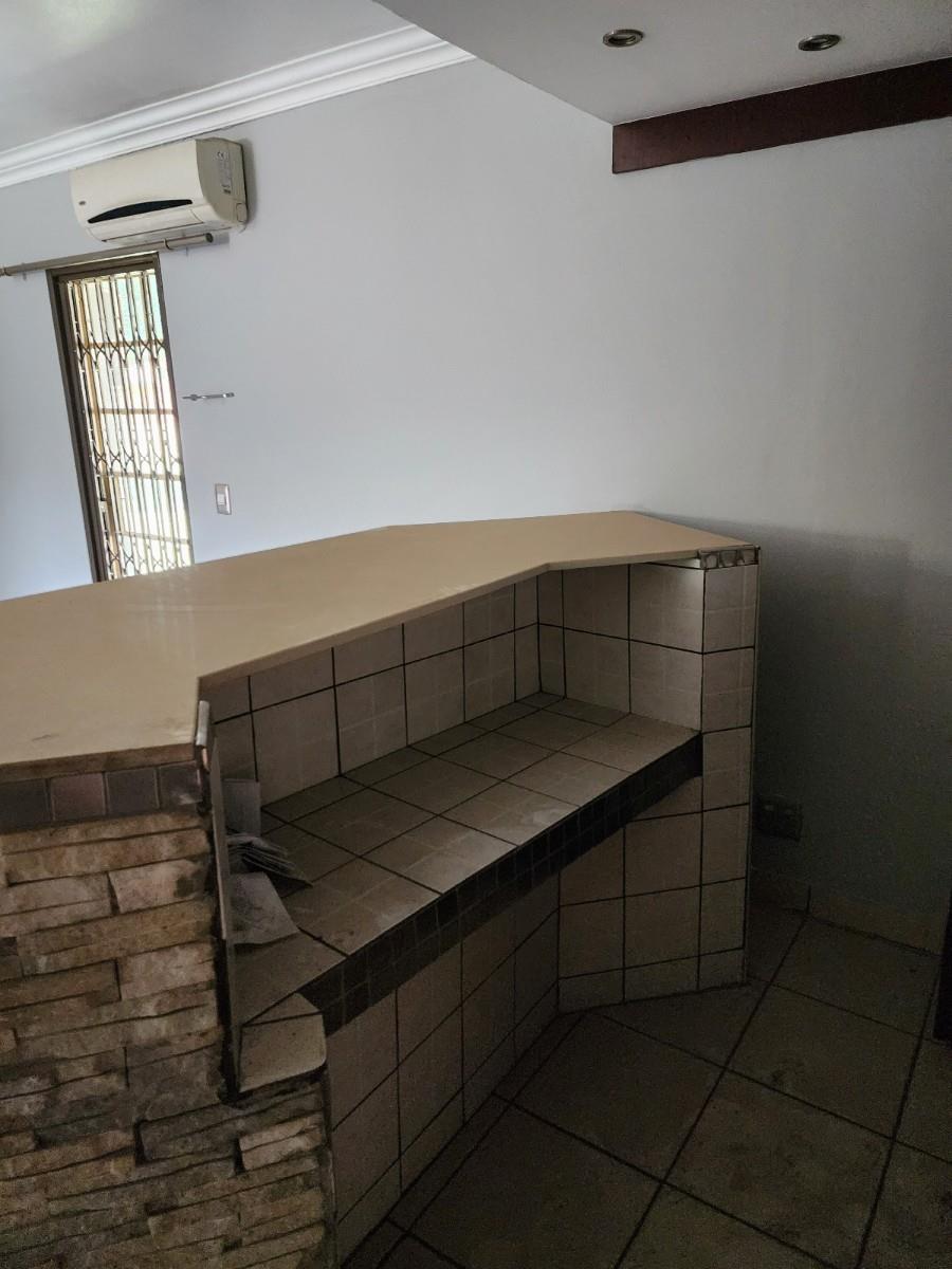 2 Bedroom Townhouse in Clover View, Benoni