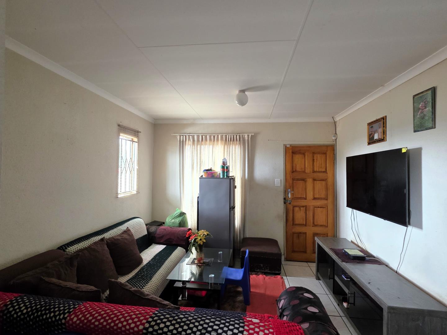 Affordable 3 Bedroom Home in Glenway Estate - Perfect for Families