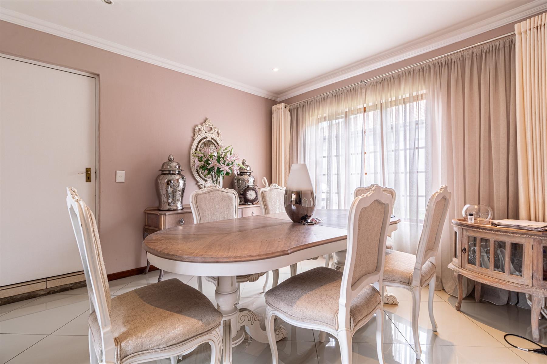 3 Bedroom house in Broadacres