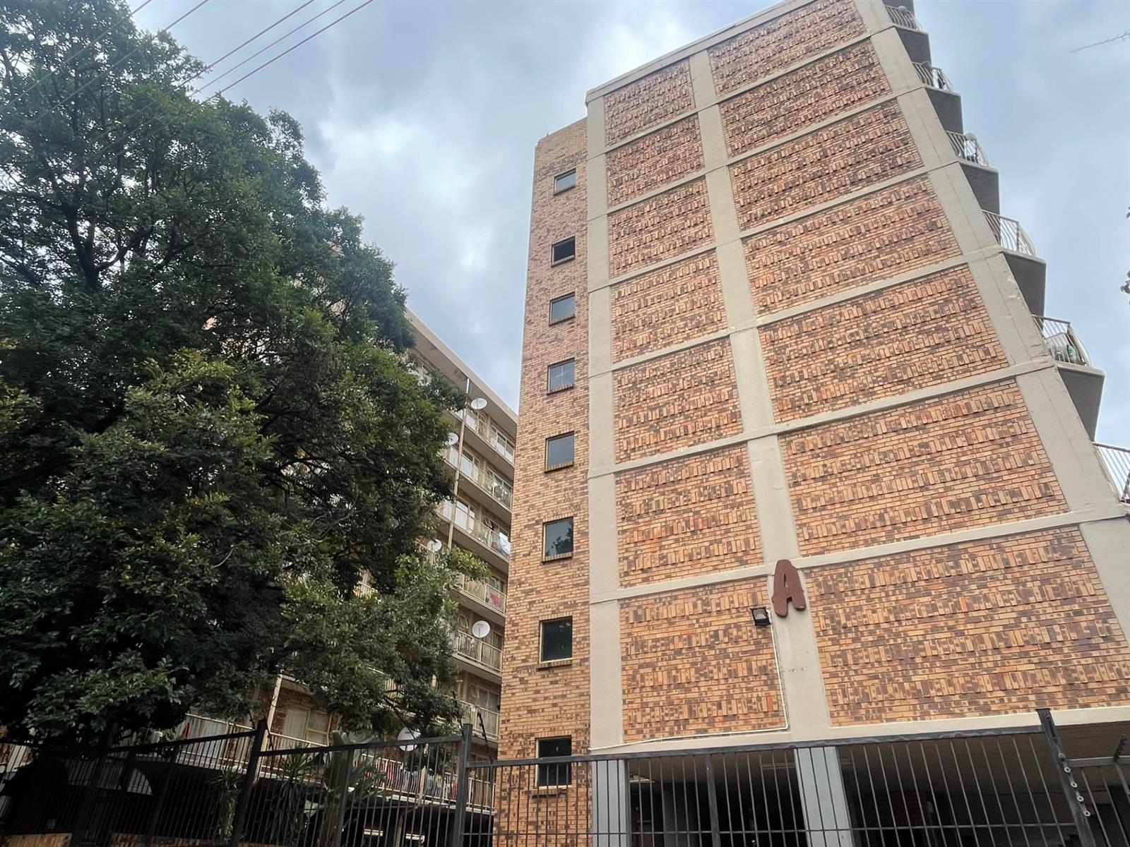 2 Bed Apartment For Sale in Silverton