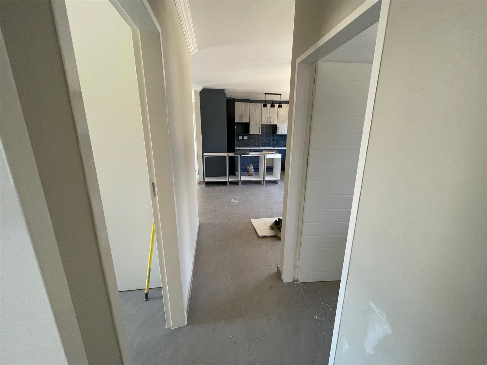House For Sale in Heatherview, Akasia