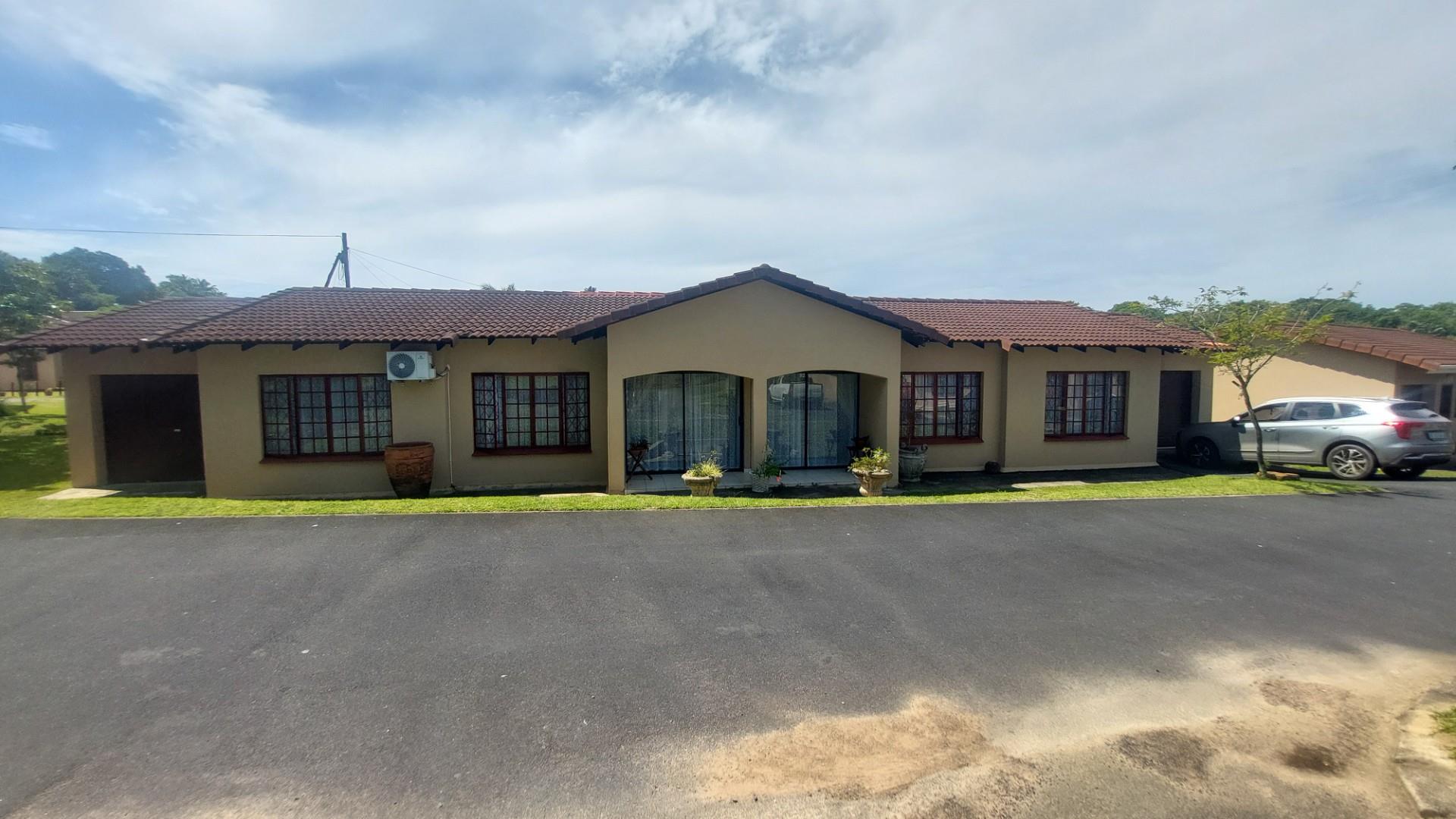 4 Bedroom Townhouse, Shelly Beach, Kwazulu-Natal