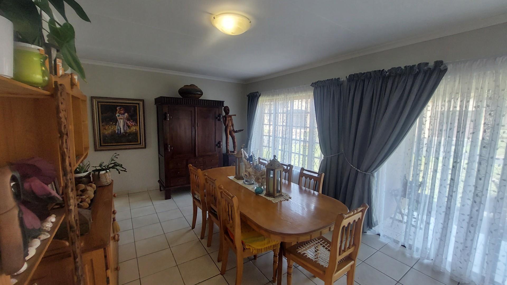 4 Bedroom Townhouse, Shelly Beach, Kwazulu-Natal