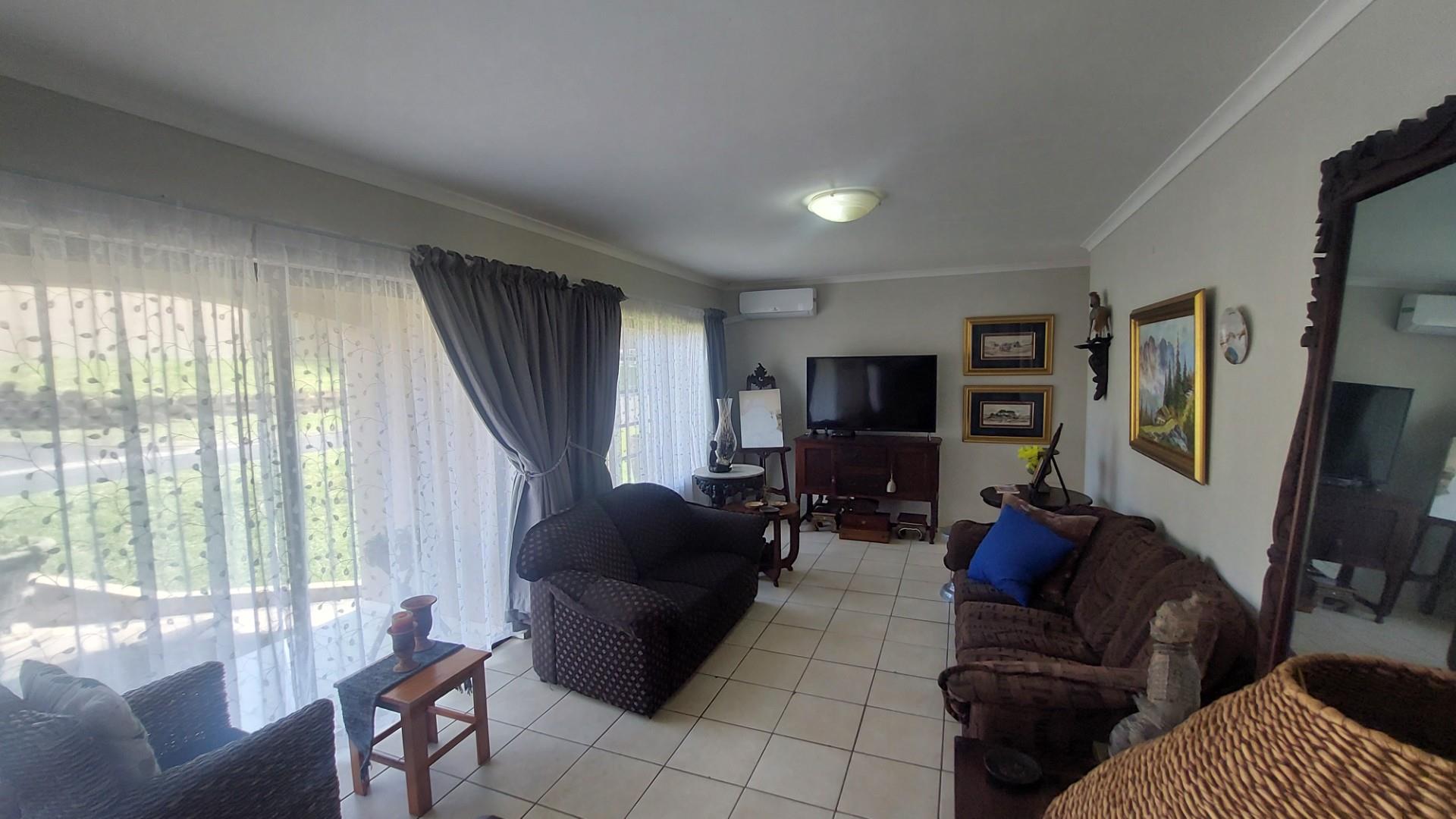 4 Bedroom Townhouse, Shelly Beach, Kwazulu-Natal