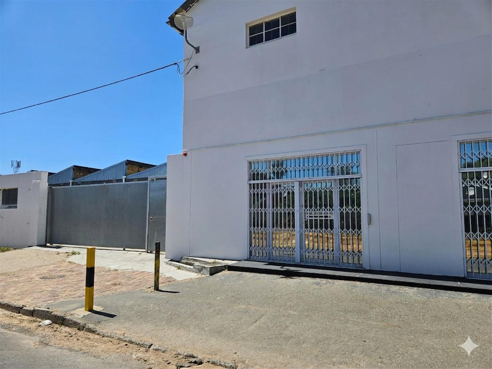Office Space to Rent in Secure Industrial Park in Daljosafat, Paarl