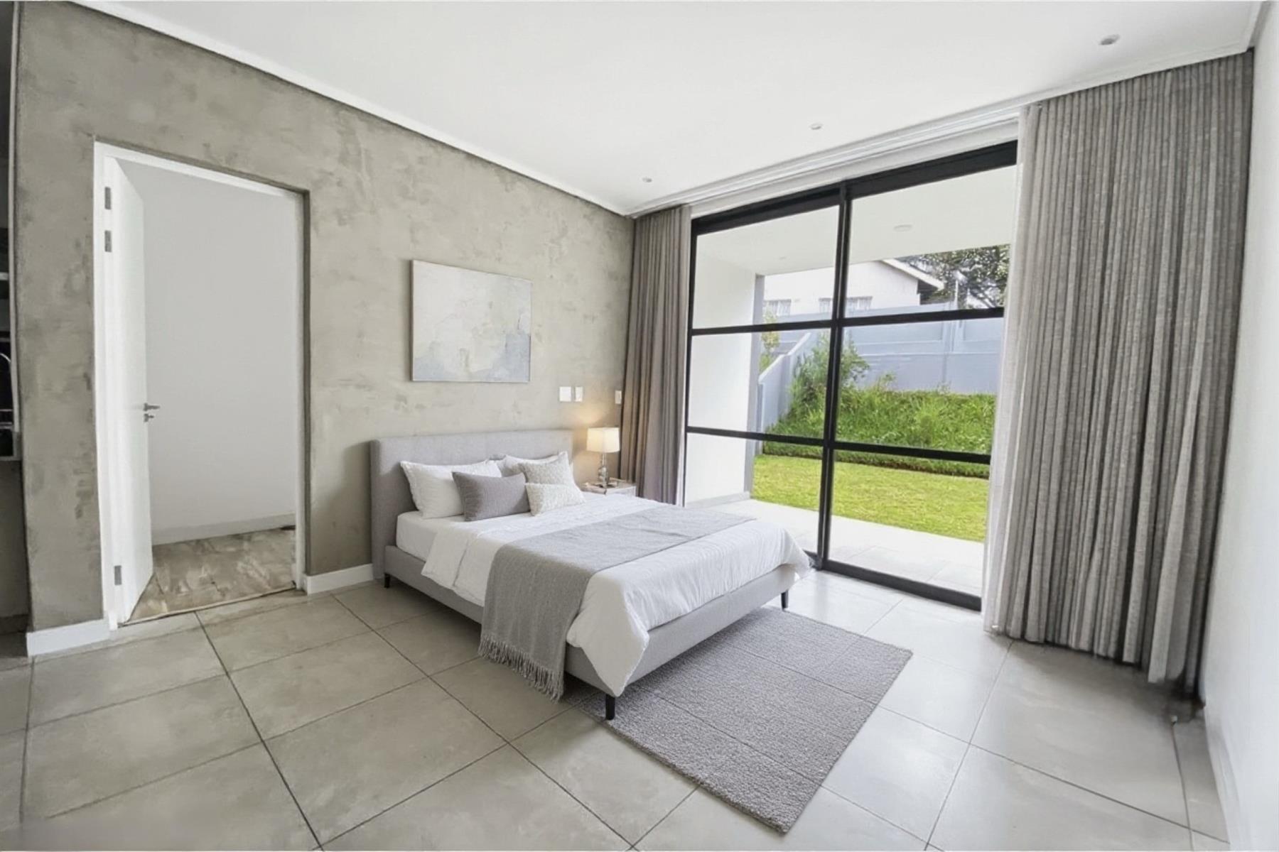 Modern Luxury Living Elegant 2 Bedroom Apartment in Bryanston